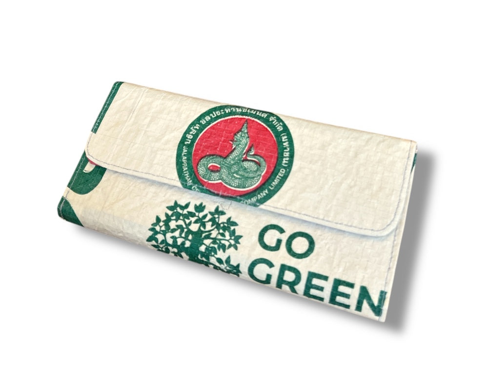 sustainable tri-fold wallets