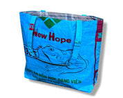 eco-friendly lightweight packable tote for commuters