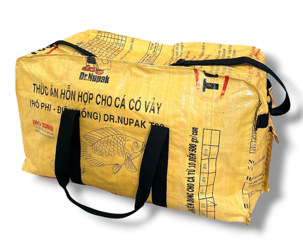 best sustainable gifts for adventure travelers