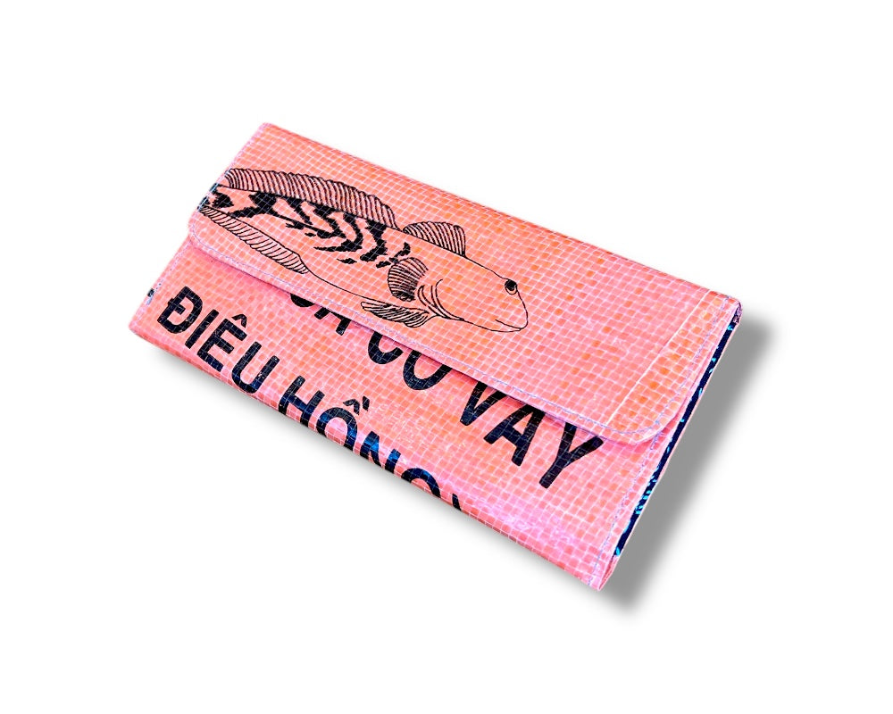 sustainable women tri-fold wallet