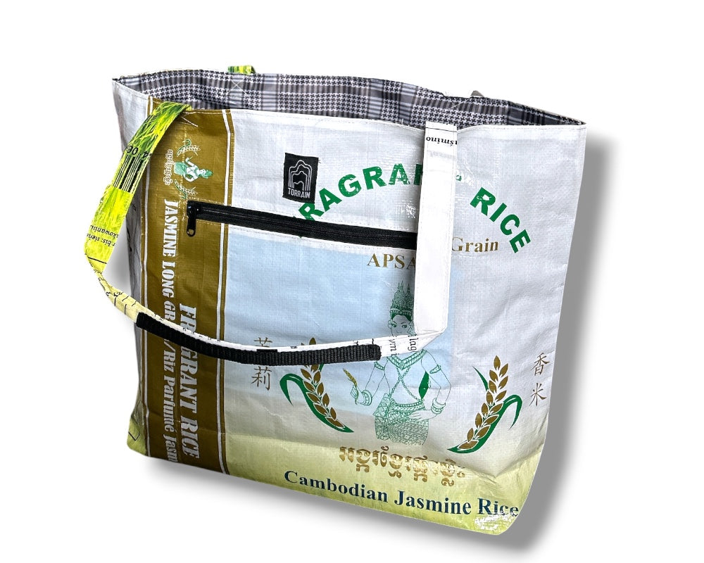 best sustainable travel tote