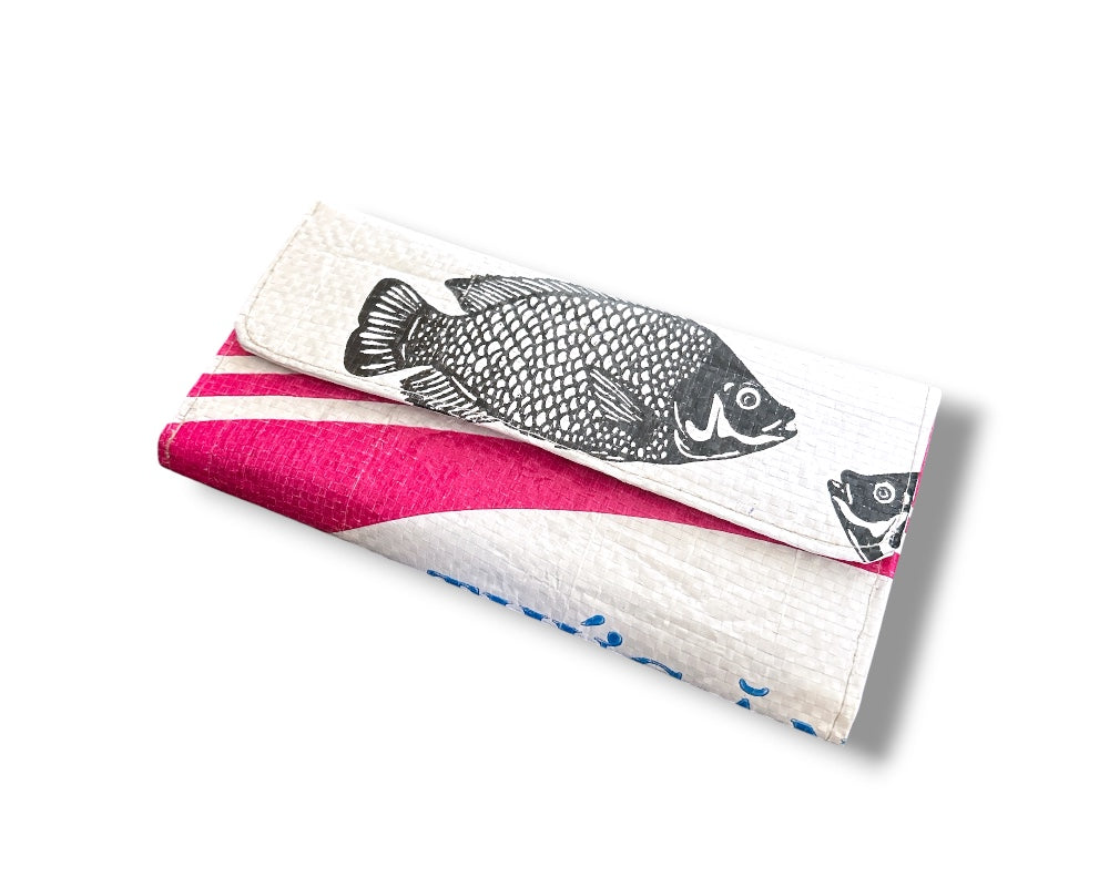 fashionable sustainable wallet with multiple compartments